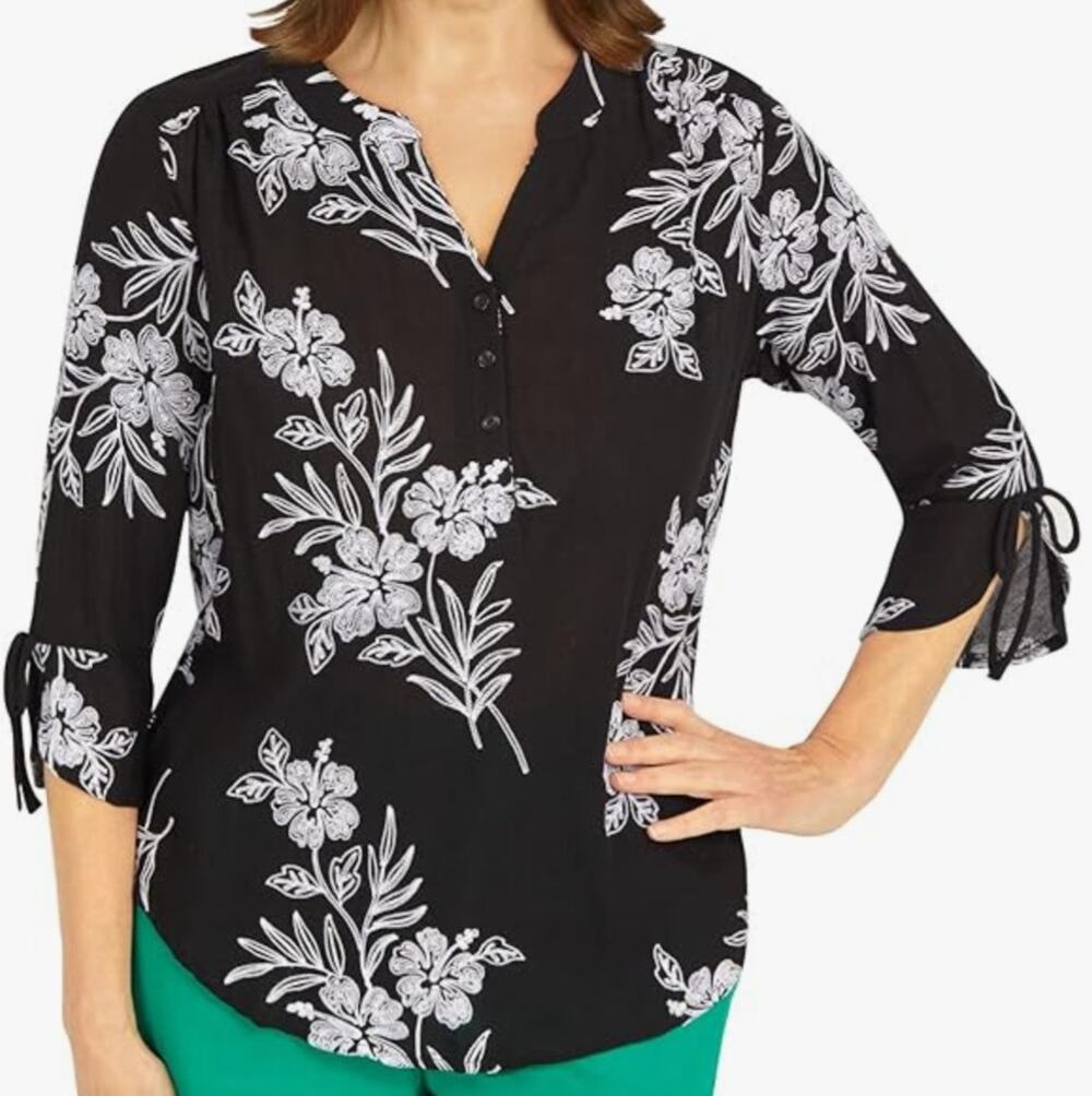 Alfred Dunner Island Vibes Bell Sleeve Floral Embroidered Top Size XL